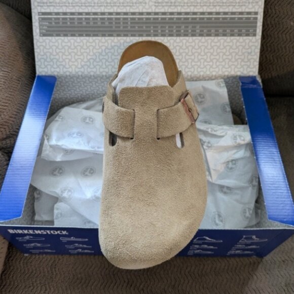 Birkenstock Women's Beige Suede Winter Boots - Picture 4 of 7